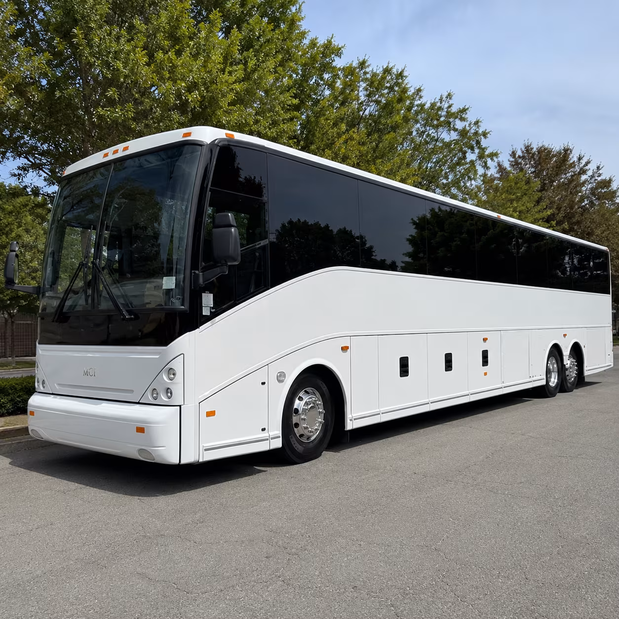 in lafayette offshore crew rotations depend on reliable airport ground transportation