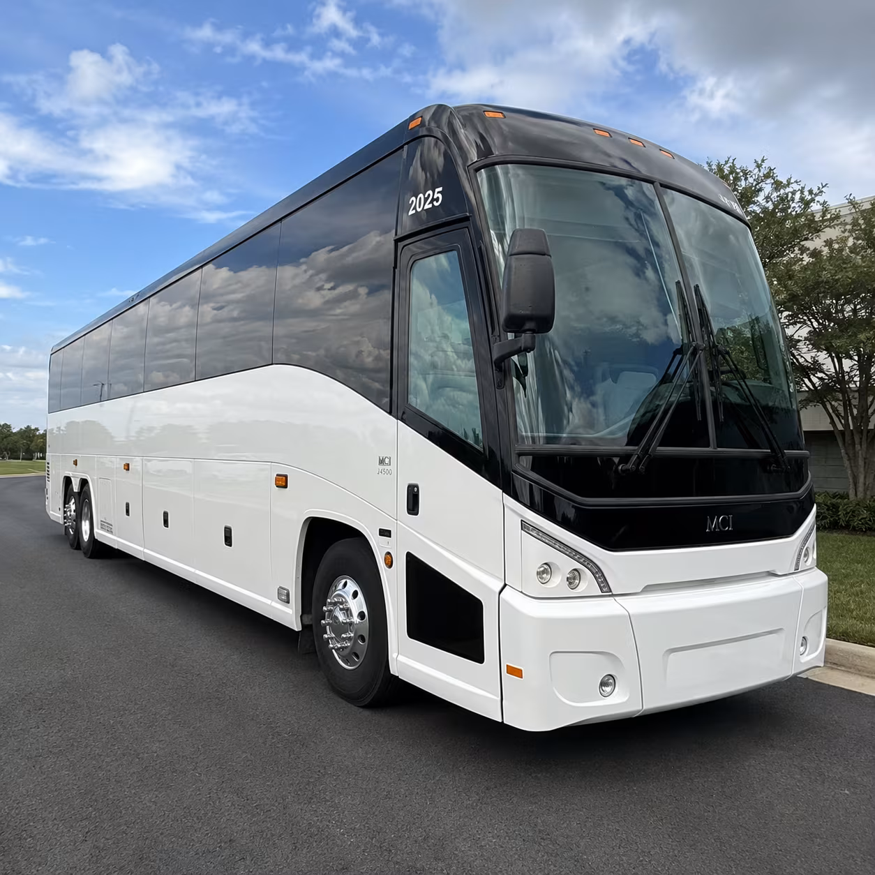 lafayettecharterbusservices com makes school field trips and group tours across acadiana simple